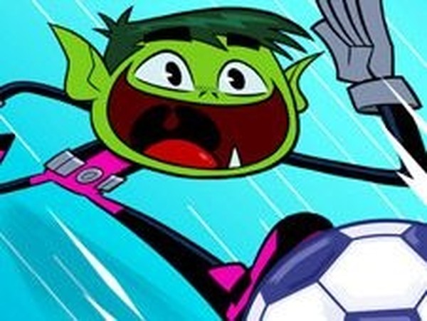 Superhero Street Soccer