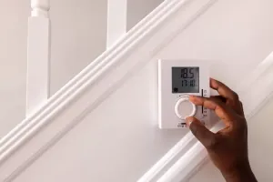 Trim Your Winter Energy Bills: Expert Tips for the Holiday Season